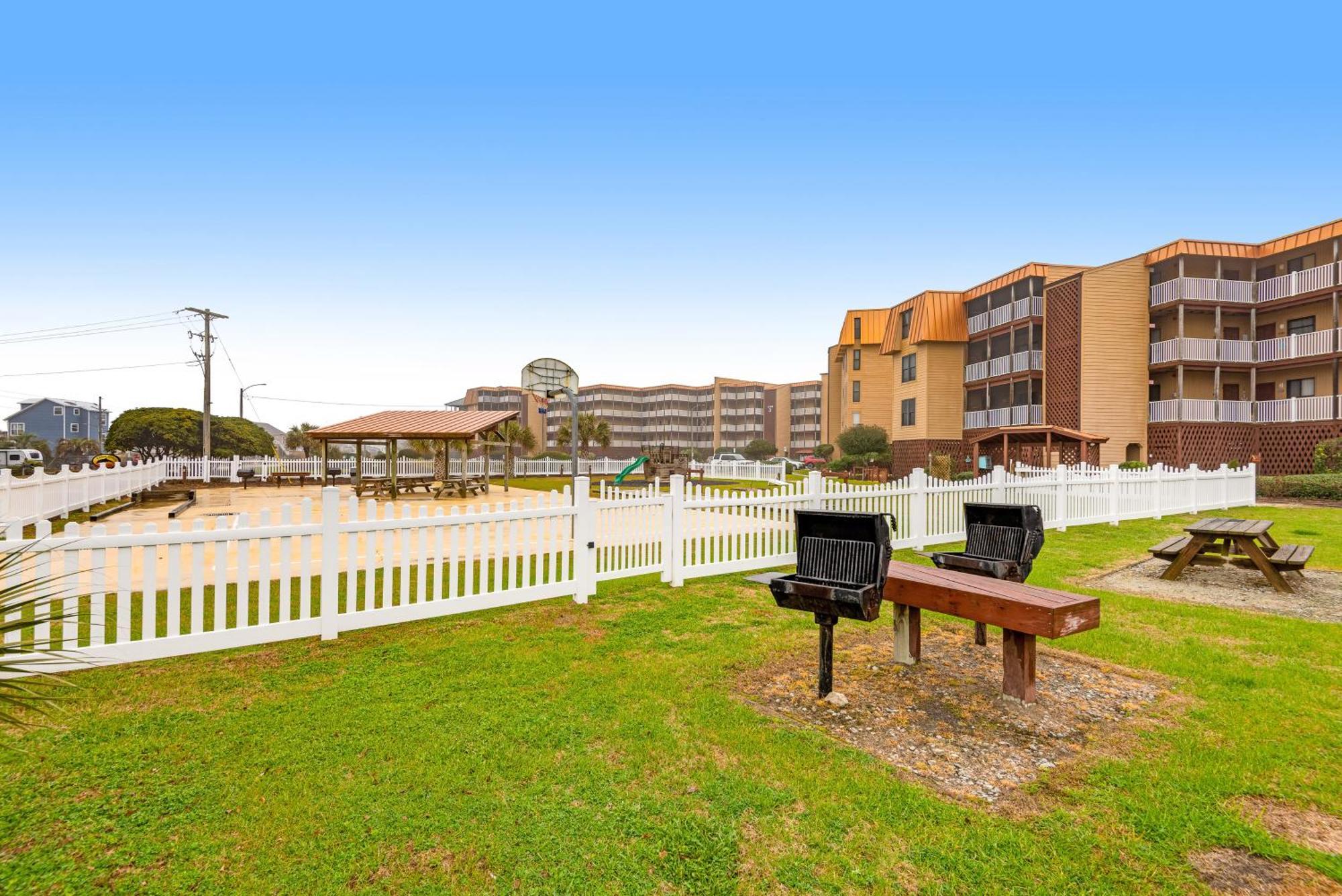 Topsail Dunes North Topsail Beach Room photo